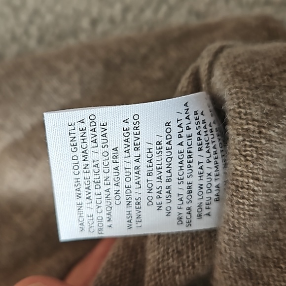 NWT Naadam Washable Travel Cashmere turtleneck - Picture 8 of 12